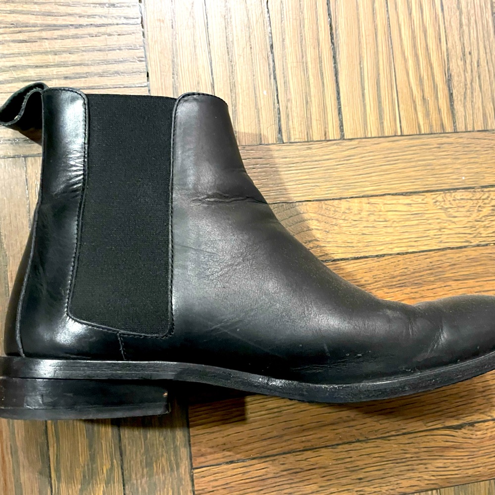 Everlane Chelsea boot size 9.5